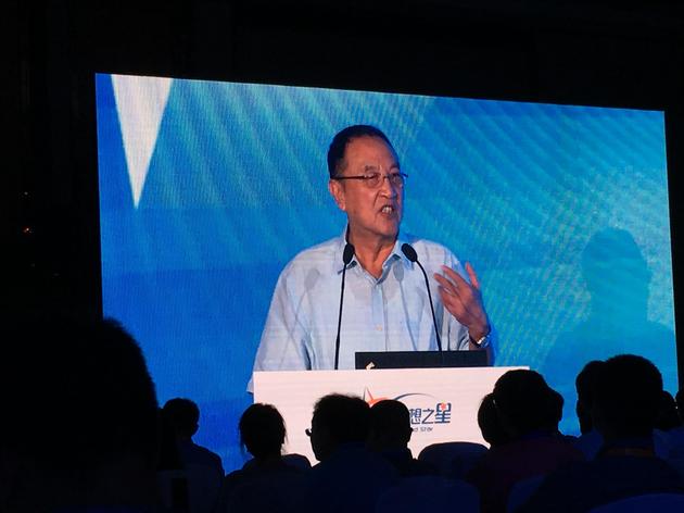 柳傳志:創業者要學會宣傳自己 堅持做十說九