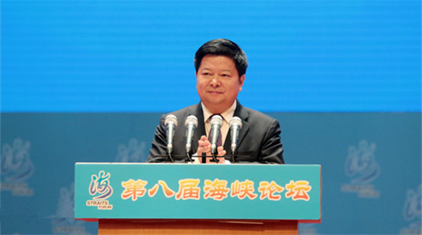 龍明彪主持第八屆海峽論壇 第八屆海峽論壇大會12日在廈門海峽會議中心舉行。中共中央臺辦、國務(wù)院臺辦副主任……