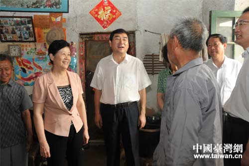 山東省臺辦機關黨委到沾化縣與基層黨員共慶七一 山東省臺辦機關黨委到沾化縣與基層黨員共慶七一