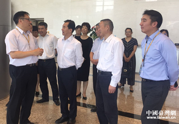 調研組在臺資企業聯發芯軟件設計(成都)有限公司調研 調研組在臺資企業聯發芯軟件設計(成都)有限公司調研