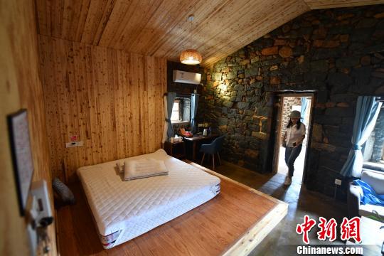 һµĹʯȱޣ(jng)^(gu)ˢϴʯ^ԭ(li)L(fng)ò׌οͿw(yn)ƽ̶ˏǰʽZ z