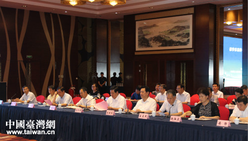 臺灣商業總會考察團賴正鎰一行到河北考察 臺灣商業總會考察團賴正鎰一行到河北考察