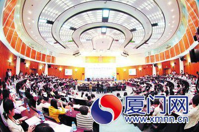 昨日上午,2014海峽兩岸經貿論壇在廈門國際會展中心國際會議廳舉行。(本報記者