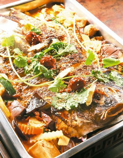麻辣24變四川烤魚“游”進臺灣(圖)