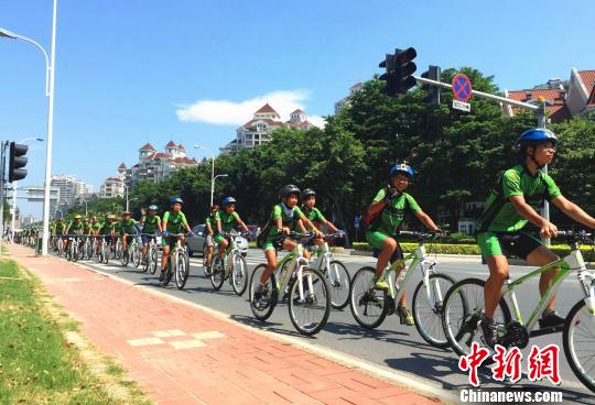 臺灣單車手大陸刮起“騎行旋風”