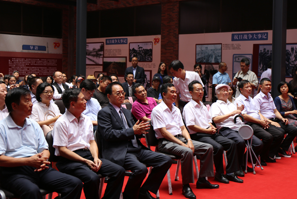 海峽兩岸紀念抗戰(zhàn)勝利70周年美術展在羊城開幕