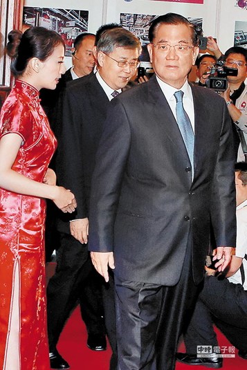 連惠心代言產(chǎn)品含禁藥案連戰(zhàn)質(zhì)疑有政治力介入