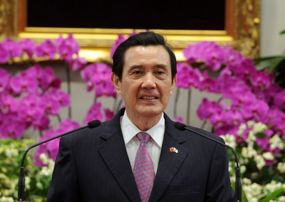 RӢ:ꑷRe^(q)桰(qun)_(d)P(gun)