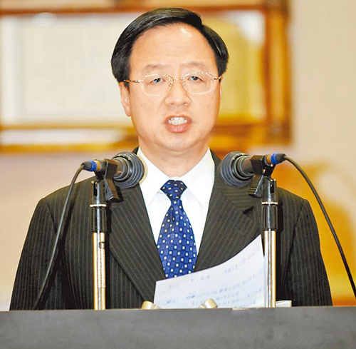 江宜樺:服貿(mào)協(xié)議非“親中賣臺”愿與在野黨辯論