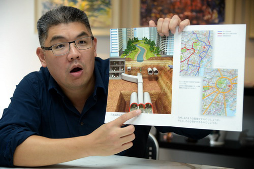 連勝文對身經(jīng)百戰(zhàn)的長輩建議,仔細(xì)聆聽,作為他打選戰(zhàn)參考 連勝文對身經(jīng)百戰(zhàn)的長輩建議,仔細(xì)聆聽,作為他打選戰(zhàn)參考