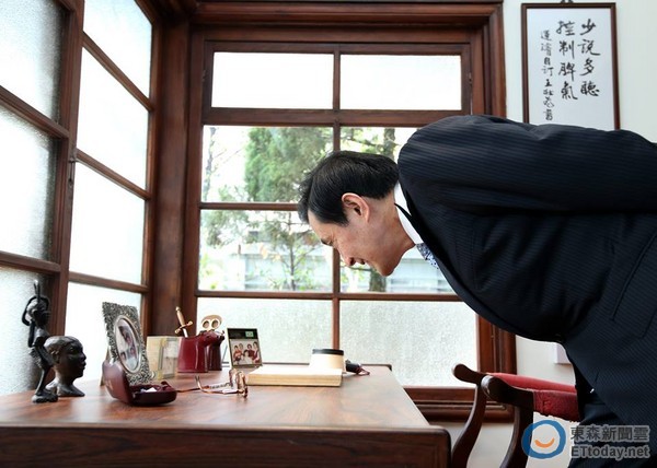 RӢő16ǰx_(ti)L(zhng)(jng)vѹǰ݅_(ti)ýD