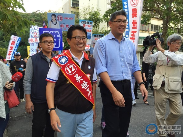 柯文哲涉“強摘器官”疑云 連勝文:聽起來非常恐怖 柯文哲涉“強摘器官”疑云 連勝文:聽起來非常恐怖