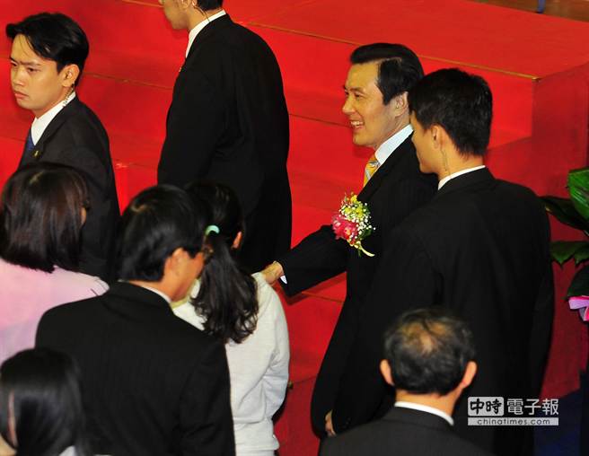 馬英九20日參加臺北商業大學97周年校慶 馬英九20日參加臺北商業大學97周年校慶