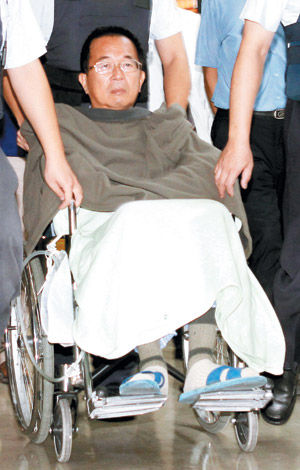 臺法務部門談陳水扁保外就醫:慎重處理不能趕(圖) 臺法務部門談陳水扁保外就醫:慎重處理不能趕(圖)