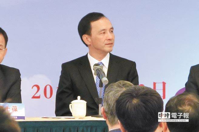 前臺(tái)中市長(zhǎng)胡志強(qiáng):朱立倫參選可能性仍存在 前臺(tái)中市長(zhǎng)胡志強(qiáng):朱立倫參選可能性仍存在