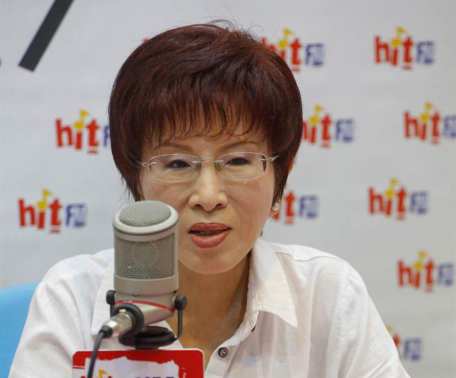 洪秀柱撂話“我絕不被勸退” 1.5萬份黨員聯署已備好 洪秀柱撂話“我絕不被勸退” 1.5萬份黨員聯署已備好