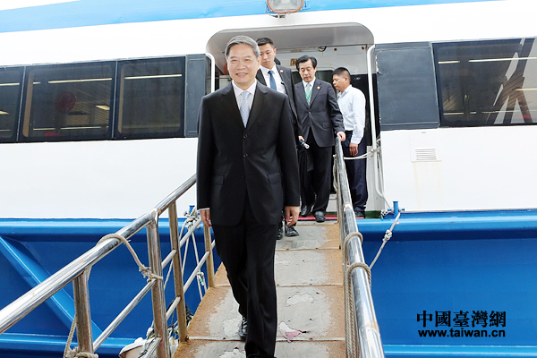 國臺辦主任張志軍抵達金門,開始參訪行程 國臺辦主任張志軍抵達金門,開始參訪行程