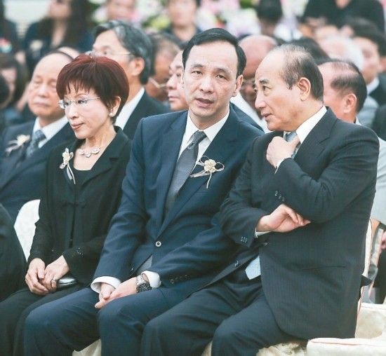 "藍(lán)委"建議朱王洪組"鐵三角"拼2016 洪秀柱欣然接受 "藍(lán)委"建議朱王洪組"鐵三角"拼2016 洪秀柱欣然接受