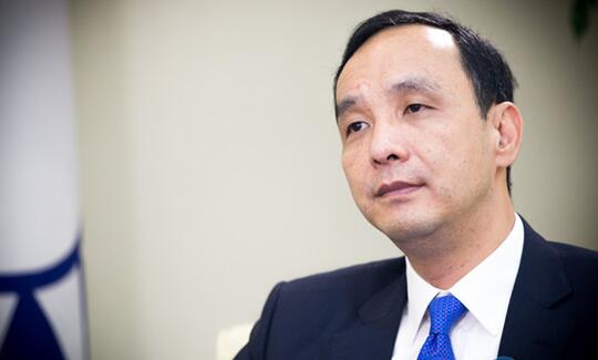 朱立倫提“3弓4箭”經濟政策,結合陸企擴市場。(網絡圖) 朱立倫提“3弓4箭”經濟政策,結合陸企擴市場。(網絡圖)