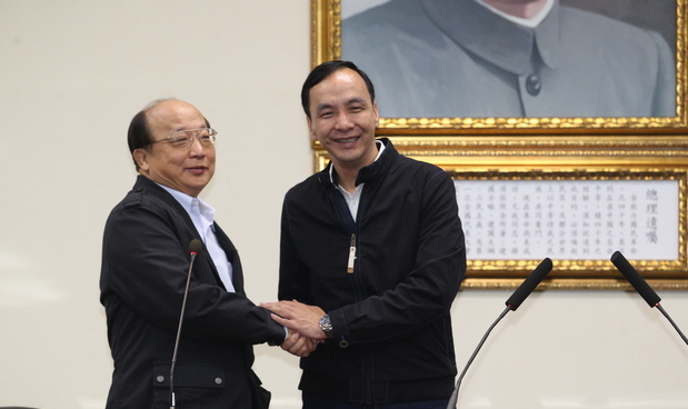 胡志強(qiáng)向藍(lán)軍喊話(huà)莫放棄 蔡若當(dāng)選會(huì)惹選民生氣 胡志強(qiáng)向藍(lán)軍喊話(huà)莫放棄 蔡若當(dāng)選會(huì)惹選民生氣