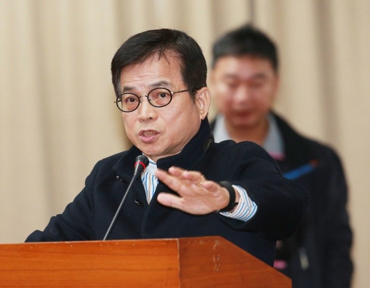 "藍委"談在野感受:綠營選前口喊謙卑 選后優先追殺 "藍委"談在野感受:綠營選前口喊謙卑 選后優先追殺