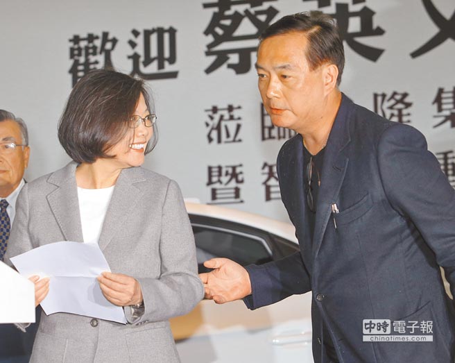 兩岸貨貿(mào)協(xié)議延宕阻汽車輸出 業(yè)界吁蔡加強兩岸經(jīng)貿(mào) 兩岸貨貿(mào)協(xié)議延宕阻汽車輸出 業(yè)界吁蔡加強兩岸經(jīng)貿(mào)