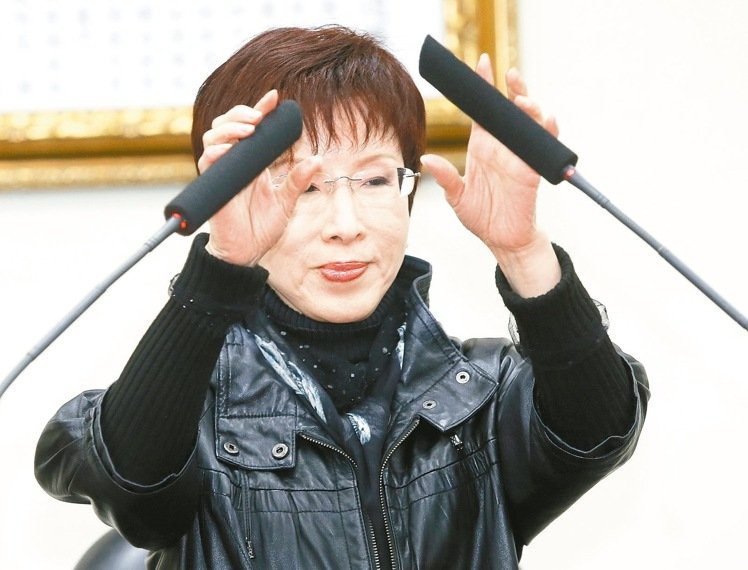 洪秀柱被稱(chēng)國(guó)民黨第1個(gè)最平民化黨主席 面臨4大挑戰(zhàn) 洪秀柱被稱(chēng)國(guó)民黨第1個(gè)最平民化黨主席 面臨4大挑戰(zhàn)