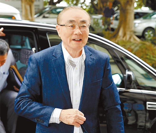 臺媒:蔡當局有意留下馮世寬 飛彈"誤射"不撤其職 臺媒:蔡當局有意留下馮世寬 飛彈"誤射"不撤其職