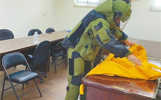 Ӣkյ(jng)ֻC(j)