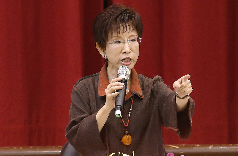 洪秀柱:拼死拼活也要讓黨工薪水有著落 洪秀柱:拼死拼活也要讓黨工薪水有著落