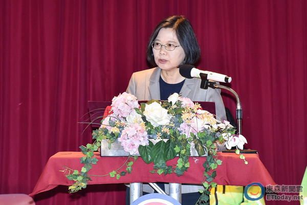 蔡正元:蔡英文"臺獨"之路像過山車 全民要綁好安全帶 蔡正元:蔡英文"臺獨"之路像過山車 全民要綁好安全帶