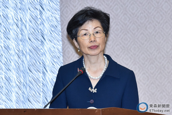 臺陸委會主委坦言:520后大陸游客總入境數減少2/3 臺陸委會主委坦言:520后大陸游客總入境數減少2/3