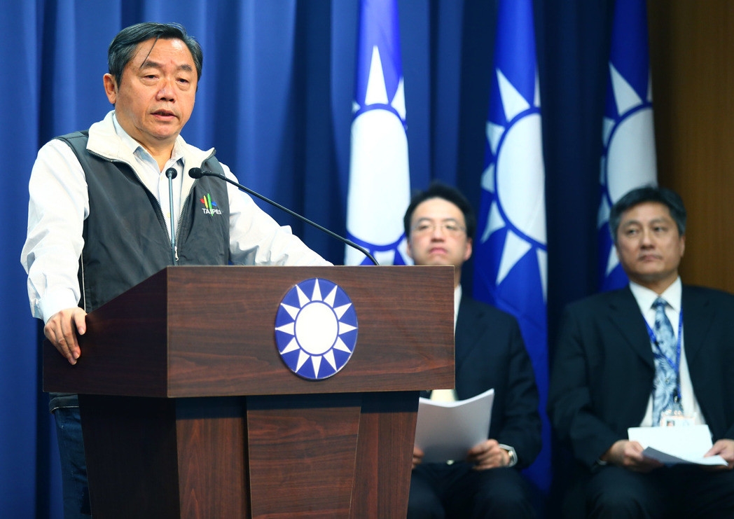 國民黨反擊脫產指控 怒批“黨產會”藐視司法 國民黨反擊脫產指控 怒批“黨產會”藐視司法