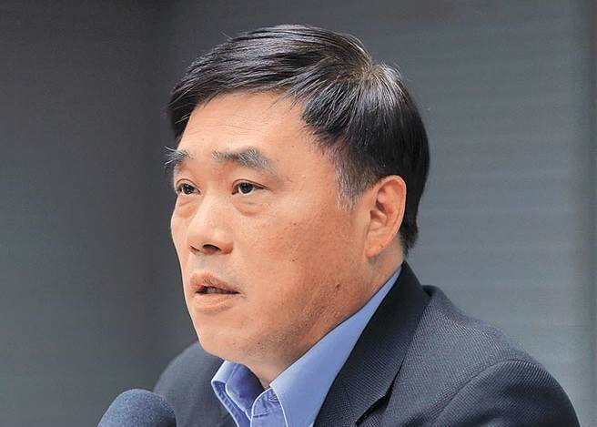 郝龍斌反思國民黨改革:不但要“新”還要“好” 郝龍斌反思國民黨改革:不但要“新”還要“好”