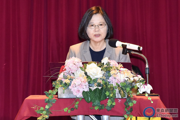 蔡當局急解禁核災食品 邱毅:蔡英文是地獄來的女人 蔡當局急解禁核災食品 邱毅:蔡英文是地獄來的女人