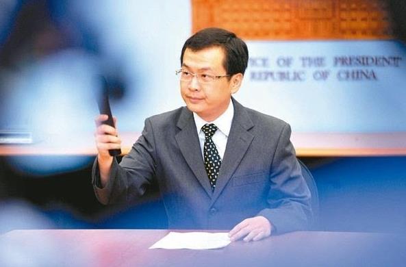 羅智強(qiáng)還原“九月政爭(zhēng)”時(shí)馬英九與江宜樺對(duì)談內(nèi)容 羅智強(qiáng)還原“九月政爭(zhēng)”時(shí)馬英九與江宜樺對(duì)談內(nèi)容