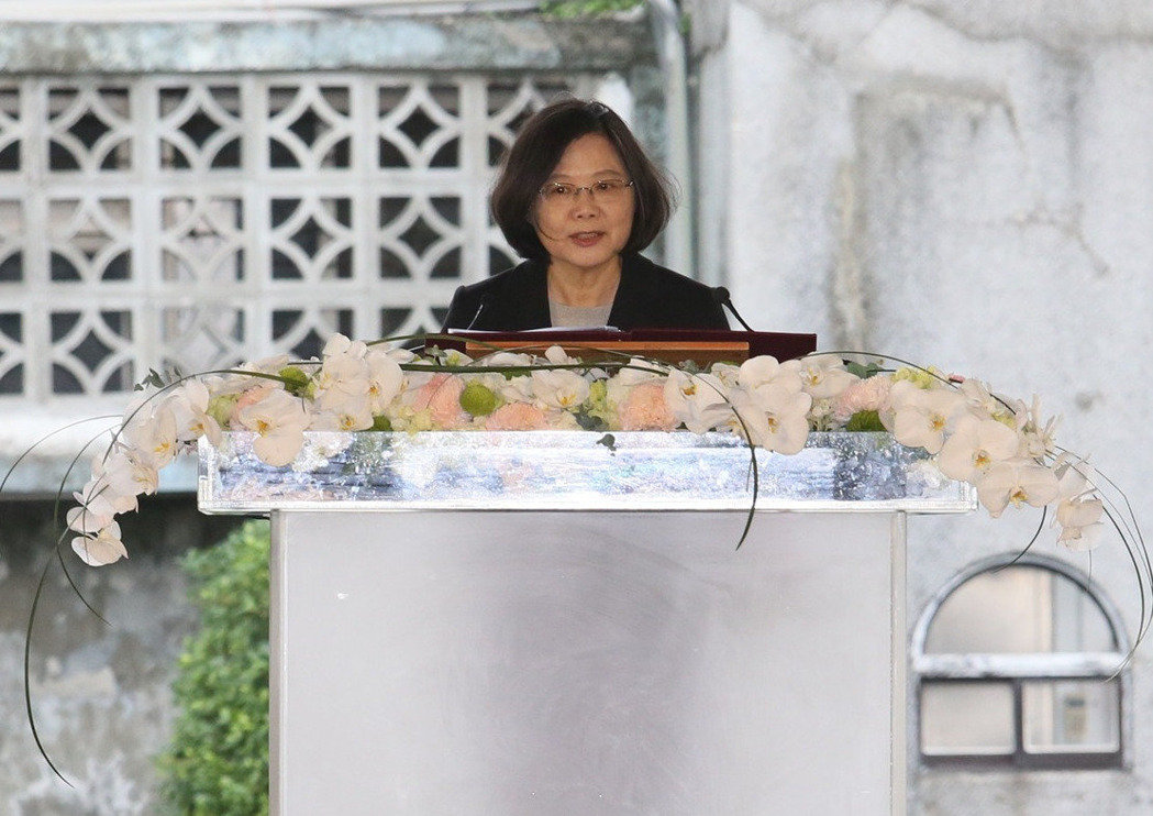 蔡英文稱要阻止暴力 羅智強諷:蔡英文自己除外 蔡英文稱要阻止暴力 羅智強諷:蔡英文自己除外