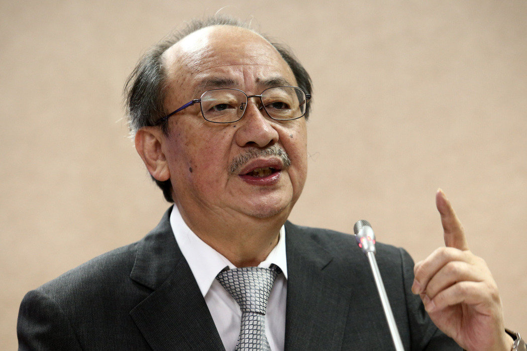 大綠撕小綠!柯建銘批“時代力量”反遭網(wǎng)友吐槽 大綠撕小綠!柯建銘批“時代力量”反遭網(wǎng)友吐槽