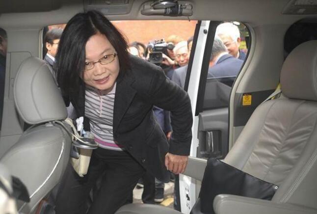 蔡英文座車高達2500萬元新臺幣 蔡英文座車高達2500萬元新臺幣