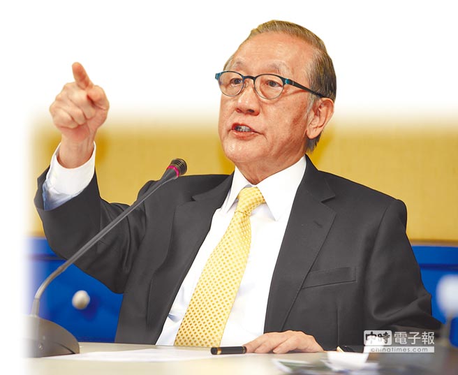 郁慕明談學生扮納粹風波:蔡當局霸凌學生 應道歉 郁慕明談學生扮納粹風波:蔡當局霸凌學生 應道歉