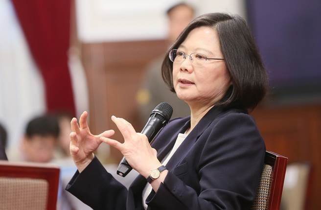 謝金河酸蔡當局拼經濟是空包彈:這些年聽麻痺了 謝金河酸蔡當局拼經濟是空包彈:這些年聽麻痺了