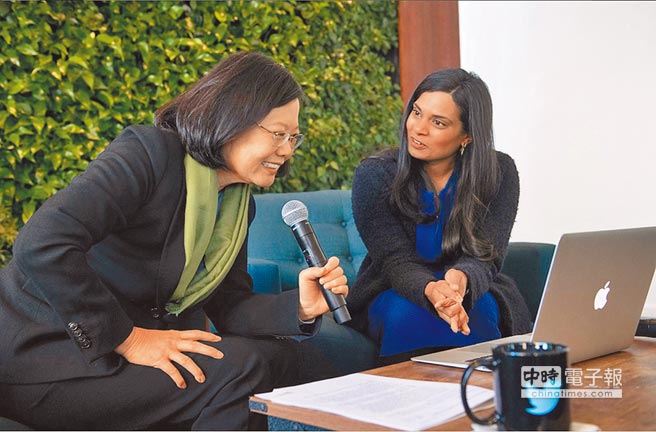 b03a00_p_02_02.jpg b03a00_p_02_02.jpg