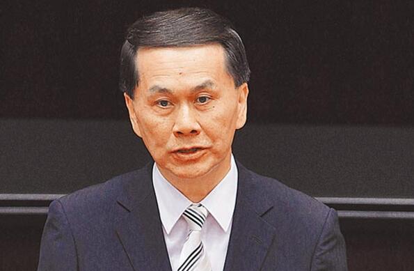 臺灣官員炮轟蔡英文“年改”太狠毒 只準流血不聽呼痛 臺灣官員炮轟蔡英文“年改”太狠毒 只準流血不聽呼痛