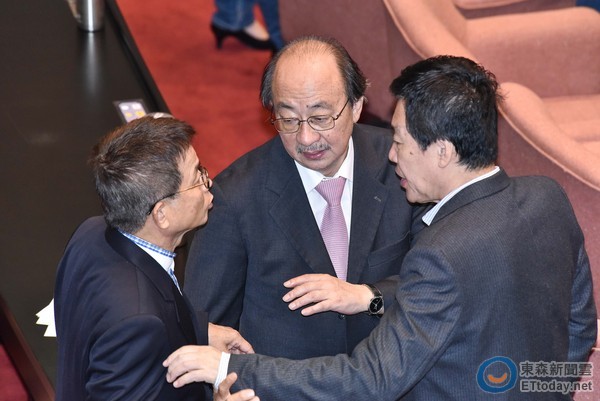 民進(jìn)黨“立法院”黨團(tuán)總召柯建銘 民進(jìn)黨“立法院”黨團(tuán)總召柯建銘