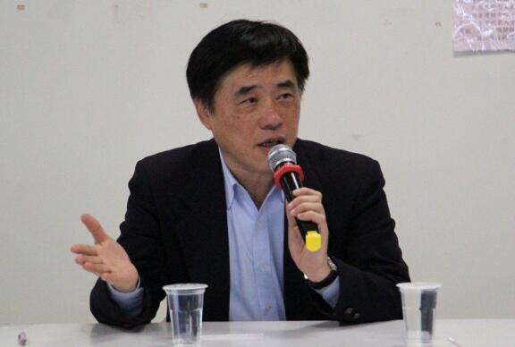 郝龍斌:國(guó)民黨已無分裂本錢 不能只想著選領(lǐng)導(dǎo)人 郝龍斌:國(guó)民黨已無分裂本錢 不能只想著選領(lǐng)導(dǎo)人