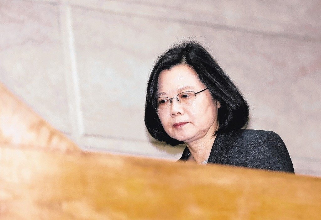 羅智強(qiáng):蔡英文政績(jī)?nèi)珶o 只能清算蔣介石 羅智強(qiáng):蔡英文政績(jī)?nèi)珶o 只能清算蔣介石