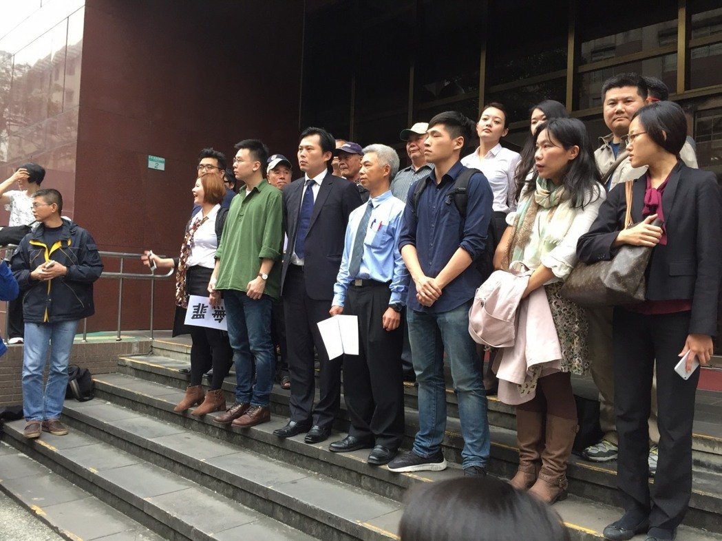 "太陽花"占"立院"無罪 郝龍斌:攻占行為將沒完沒了 "太陽花"占"立院"無罪 郝龍斌:攻占行為將沒完沒了