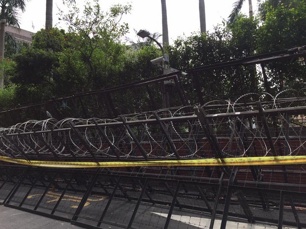 _"Ժ"ܵƬرhȺ "Oz"