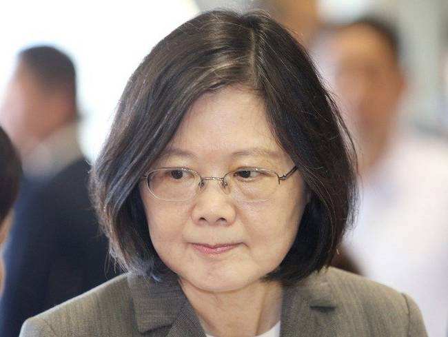 蔡英文對抗議團(tuán)體稱嚴(yán)辦暴力 羅智強(qiáng)嗆:你最沒資格說 蔡英文對抗議團(tuán)體稱嚴(yán)辦暴力 羅智強(qiáng)嗆:你最沒資格說