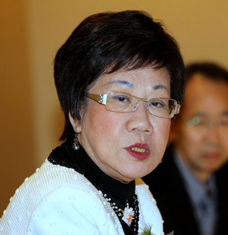 馬辦前副秘書長(zhǎng)竟為呂秀蓮點(diǎn)贊 稱其“接地氣” 馬辦前副秘書長(zhǎng)竟為呂秀蓮點(diǎn)贊 稱其“接地氣”